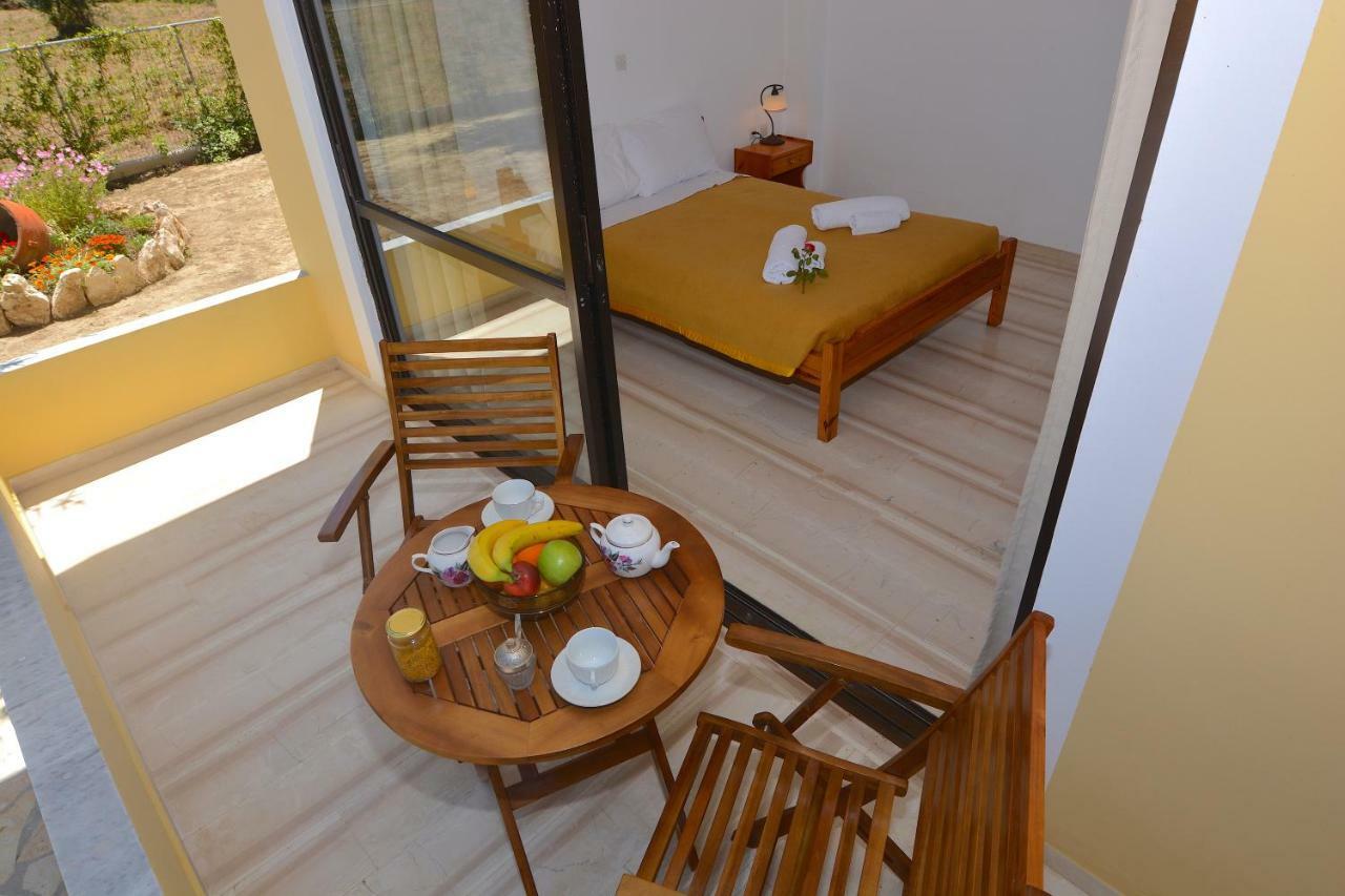 Melíkia Alexandra Apartments מראה חיצוני תמונה