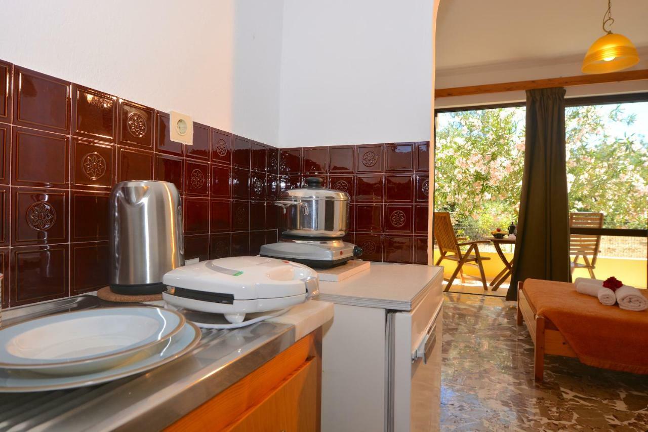 Melíkia Alexandra Apartments מראה חיצוני תמונה