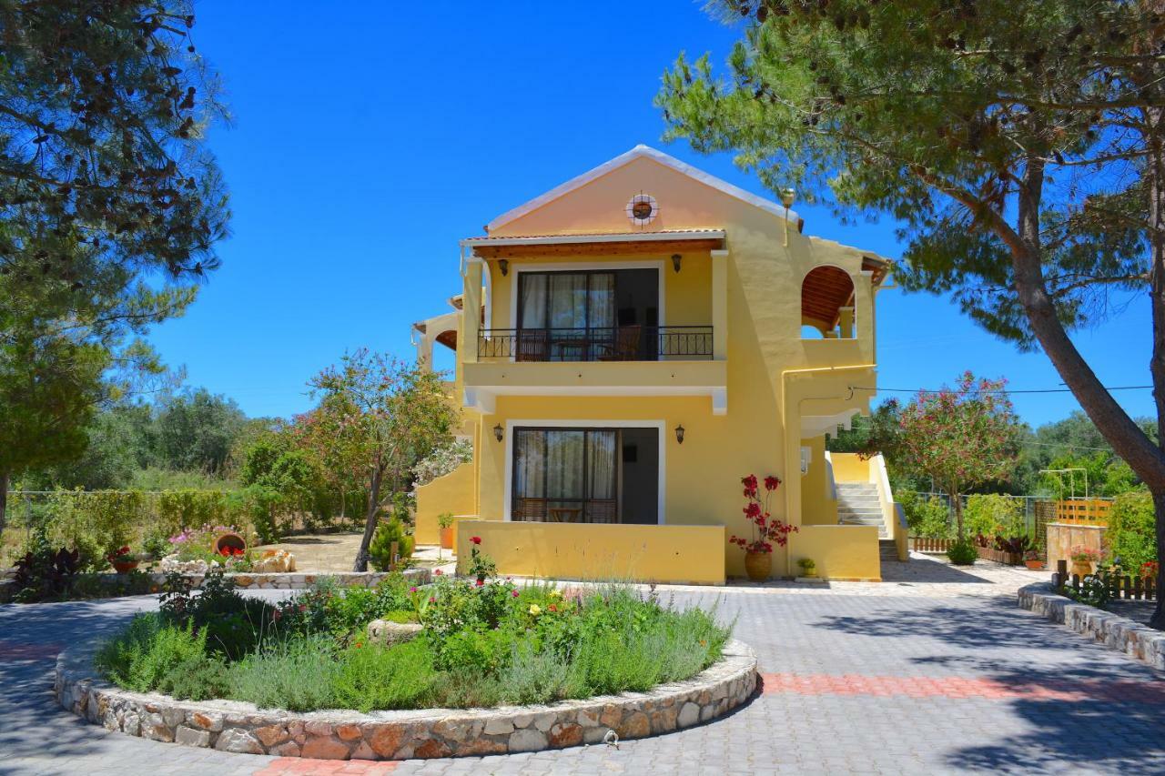 Melíkia Alexandra Apartments מראה חיצוני תמונה