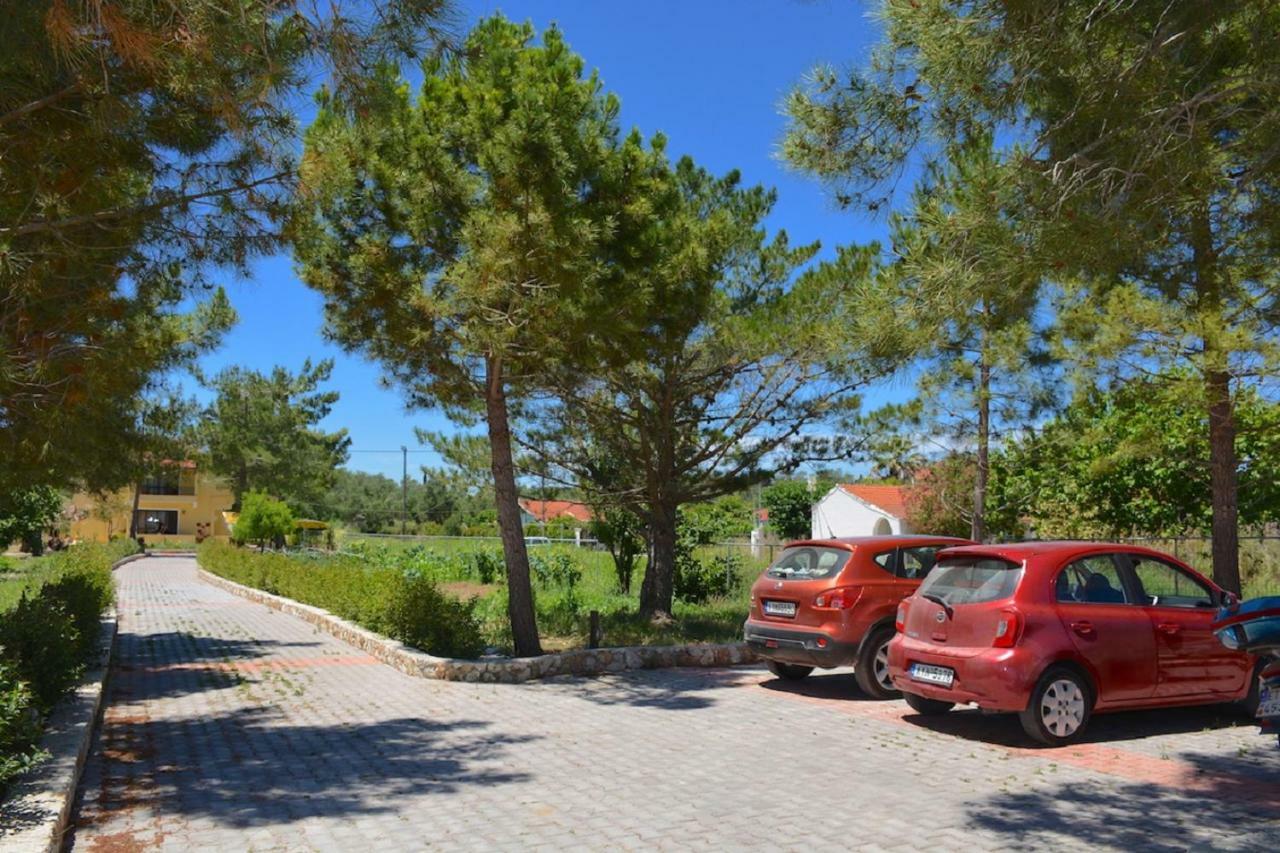 Melíkia Alexandra Apartments מראה חיצוני תמונה